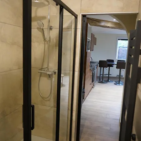 Semesterbostad - La Petite Chaumiere