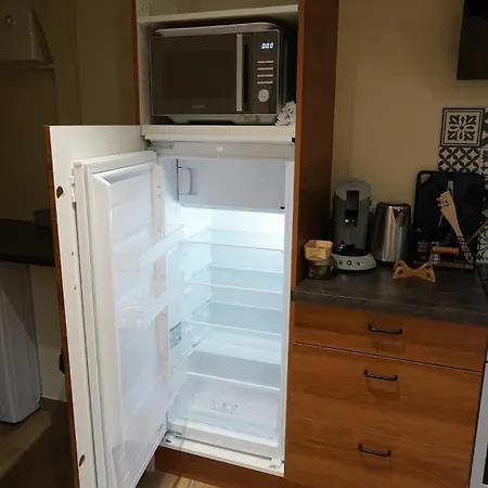 - La Petite Chaumiere Semesterbostad *